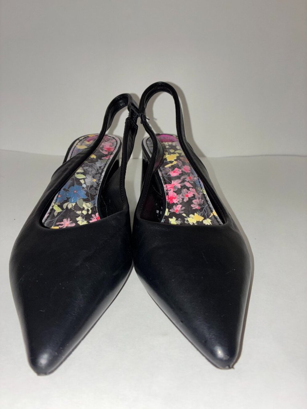 Black Catherine Malandrino Pointed-Toe Slingback Kitten Heel Size 8.5
